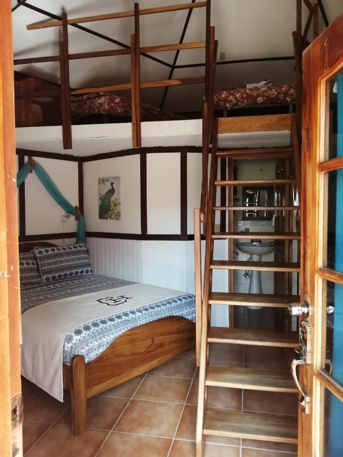 Nueva California Cabanas Mountain River Lake Inn מראה חיצוני תמונה