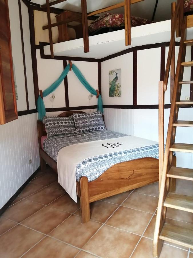 Nueva California Cabanas Mountain River Lake Inn מראה חיצוני תמונה