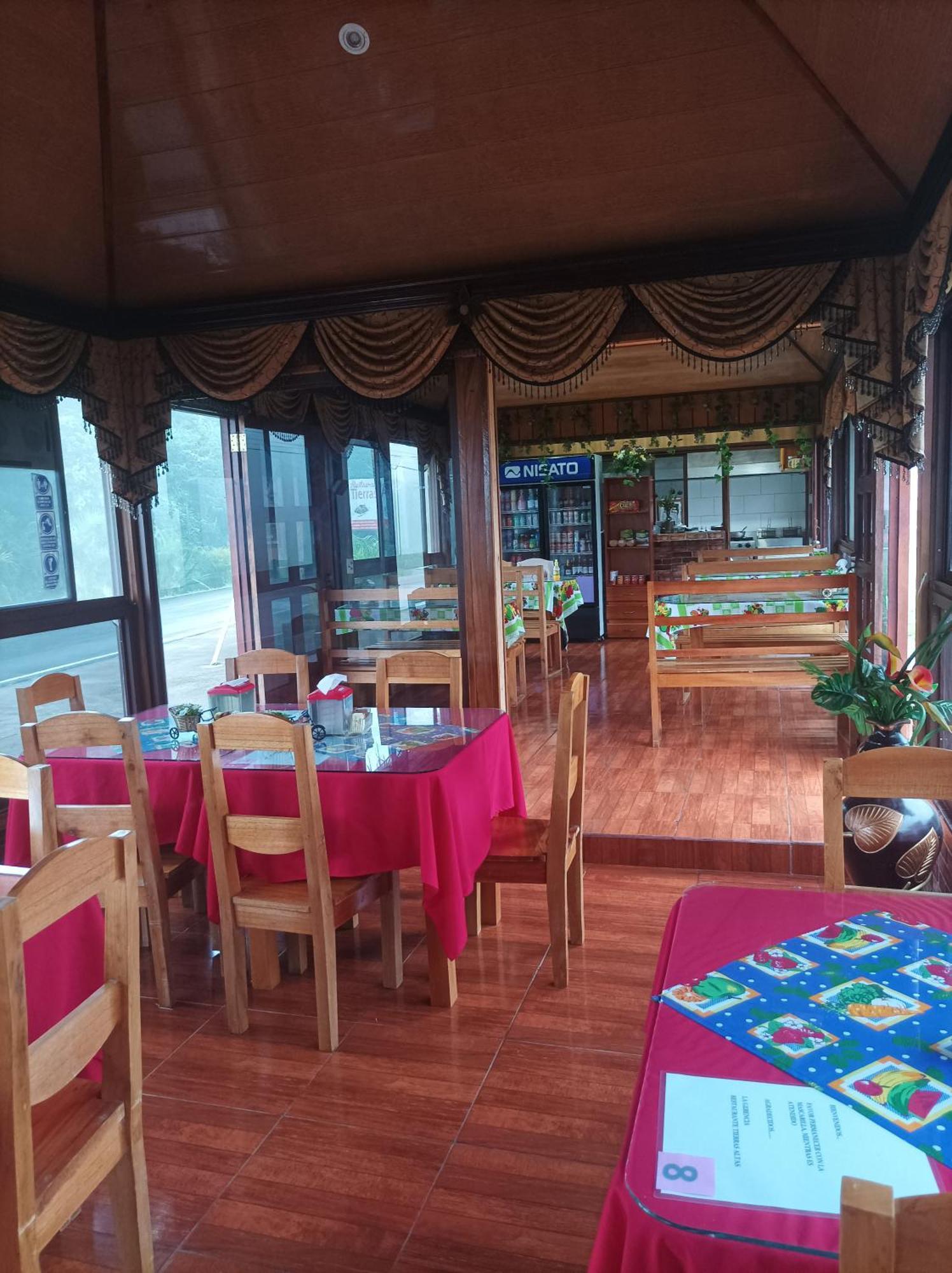 Nueva California Cabanas Mountain River Lake Inn מראה חיצוני תמונה