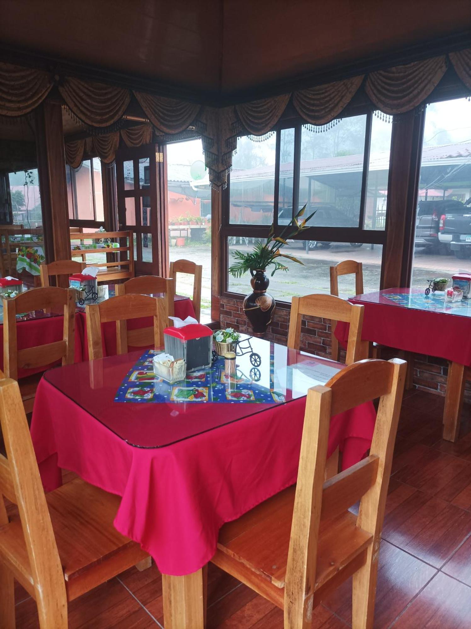 Nueva California Cabanas Mountain River Lake Inn מראה חיצוני תמונה